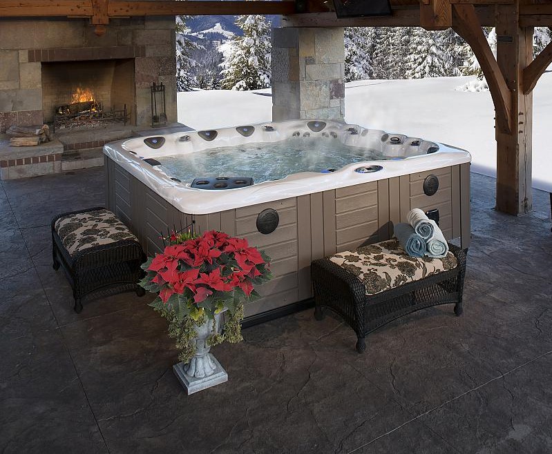 MP Legend Series Lifestyle Hot Tubs